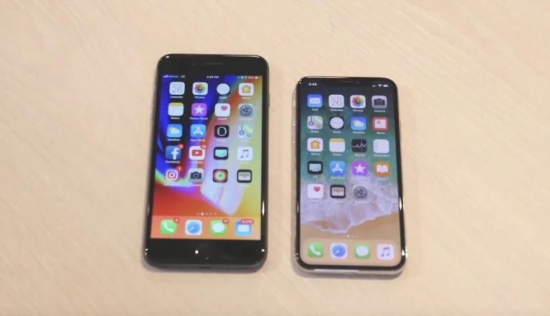 comparison of the iPhone X with an iPhone 8 Plus