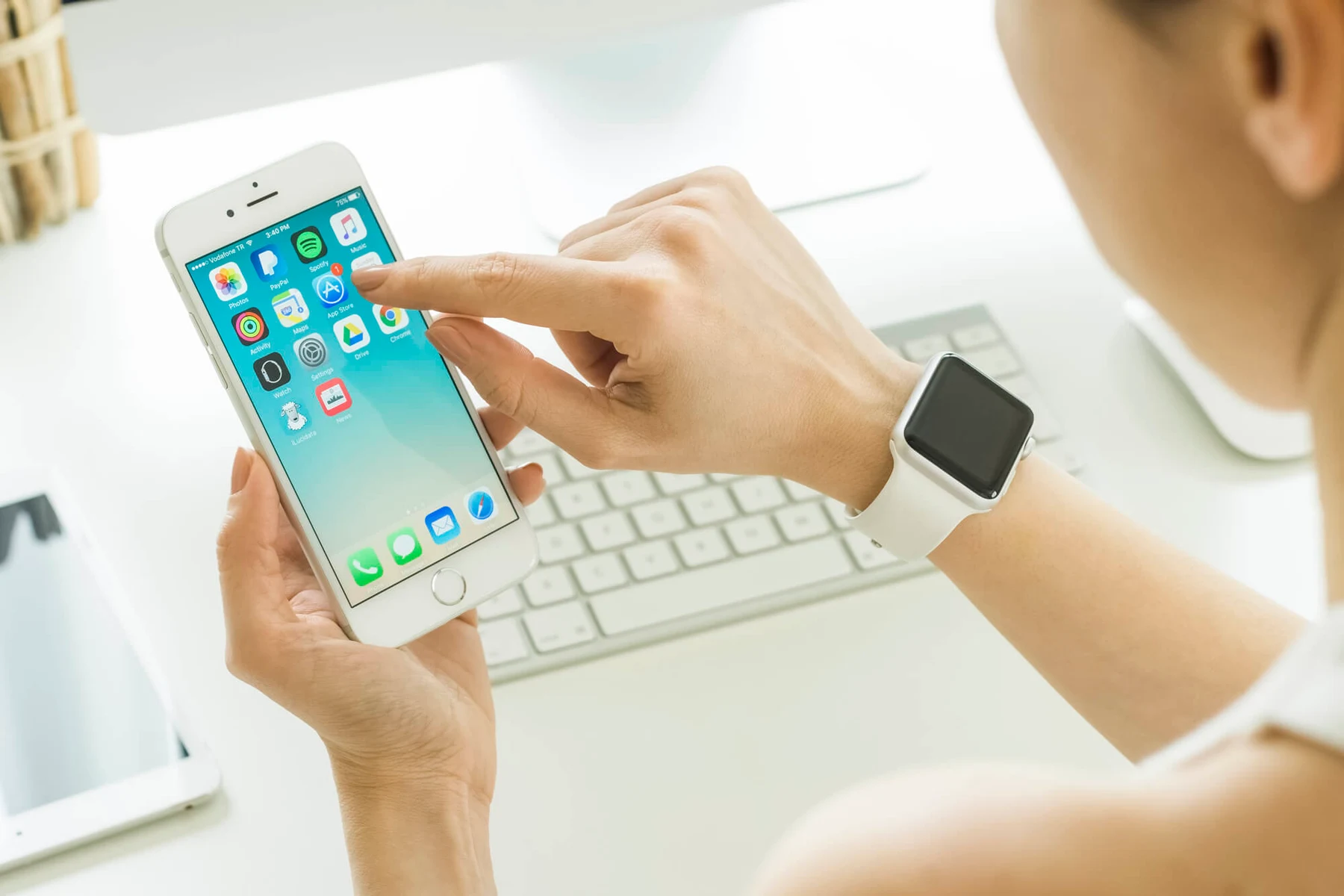 Hero image for how much will it cost to build an app