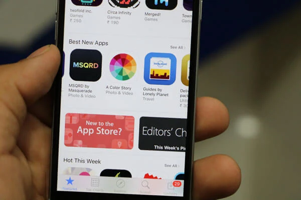 5 mobile app marketing illustration