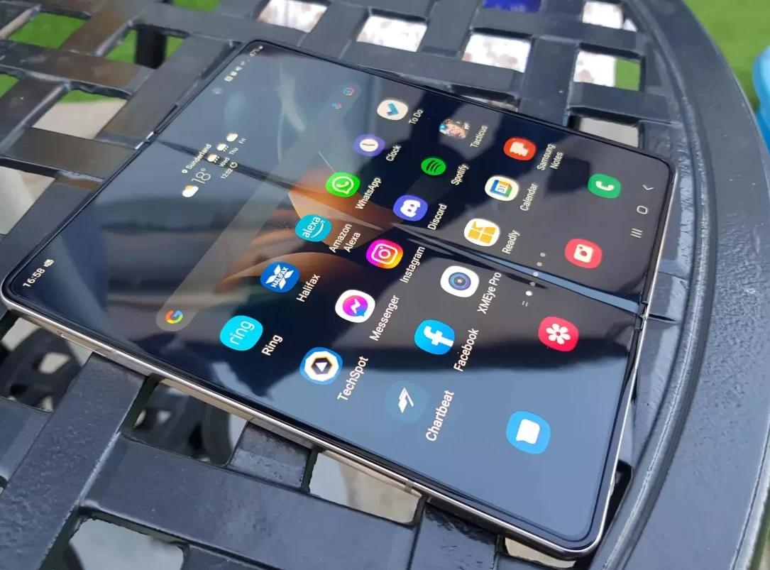 Foldable iPhone: Why Apple's Patient Approach May Be Wise image 1